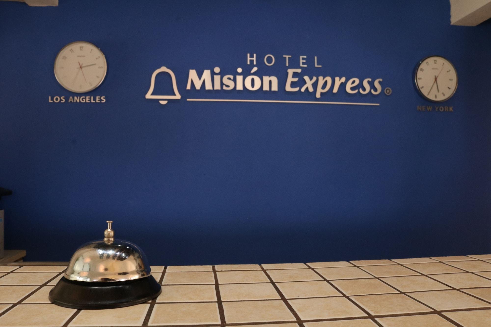 Mision Express Saltillo Eksteriør billede